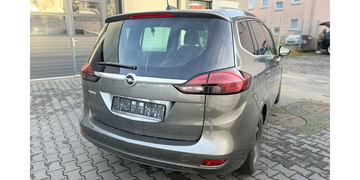 Opel Zafira Innovation / Automatik / Navi / 7 Sitze 95.000 km 14.890 &euro; Mönchengladbach 41066