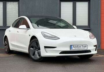 Tesla Model 3 121.632 km 19.100 &euro; Neuss 41472