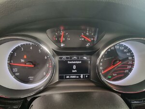 Opel Astra Elegance Navi Keyless Park&Go Klimaautom. Wi 25.902 km 18.960 &euro; HAAN 42781