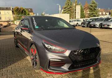 Hyundai i30 61.895 km 21.950 &euro; Mönchengladbach 41063