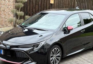 Toyota Corolla 17.500 km 22.300 &euro; Düsseldorf 40547