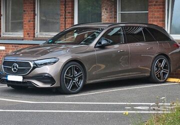 Mercedes-Benz E 300 25.000 km 49.999 &euro; Grevenbroich 41517