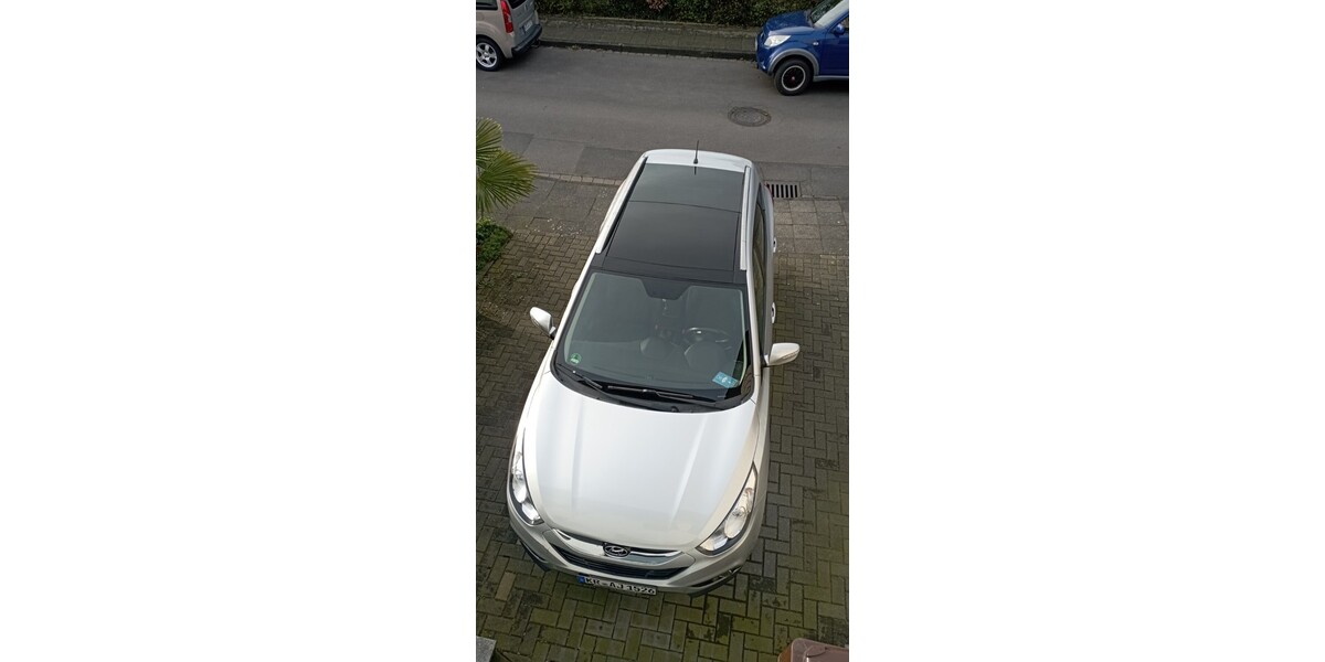 Hyundai IX35 166.000 km 7.950 &euro; Krefeld 47798