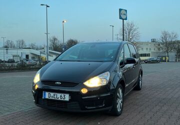 Ford S-Max 210.000 km 2.190 &euro; Düsseldorf 40599