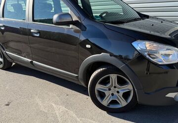 Dacia Lodgy 62.333 km 10.500 &euro; Wuppertal 42285