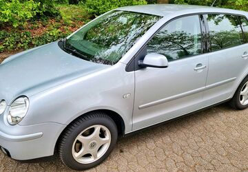 VW Polo 31.606 km 3.989 &euro; Düsseldorf 40589
