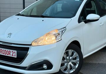 Peugeot 208 145.000 km 5.950 &euro; Düsseldorf 40237