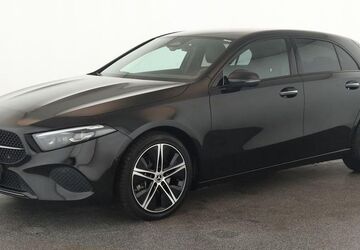 Mercedes-Benz A 250 31.800 km 29.884 &euro; Düsseldorf 40233