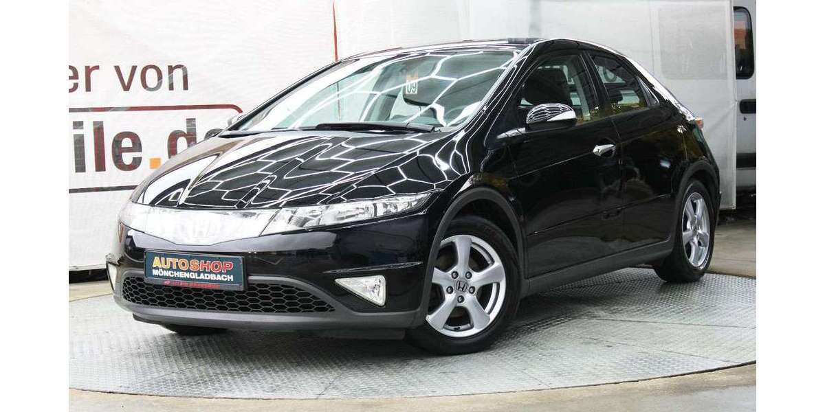 Honda Civic 174.000 km 4.450 &euro; Mönchengladbach 41066