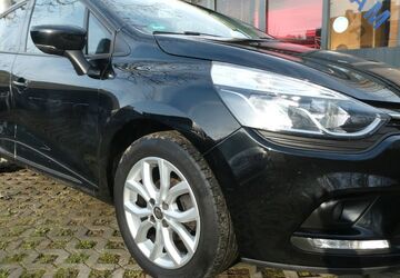 Renault Clio 118.000 km 6.990 &euro; Hilden 40724