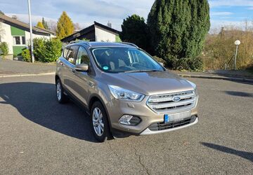 Ford Kuga 51.500 km 15.500 &euro; Leverkusen 51375