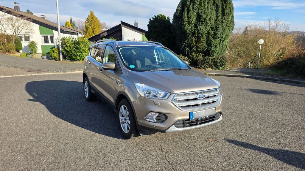 Ford Kuga 51.500 km 15.500 &euro; Leverkusen 51375