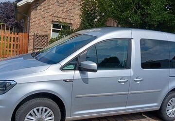 VW Caddy 65.000 km 12.500 &euro; Uelsen 49843