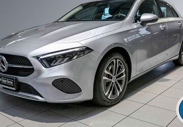 Mercedes-Benz A 180 2.599 km 27.440 &euro; Oberhausen 46149
