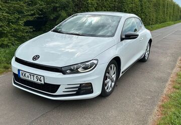 VW Scirocco 124.000 km 17.490 &euro; Viersen 41749