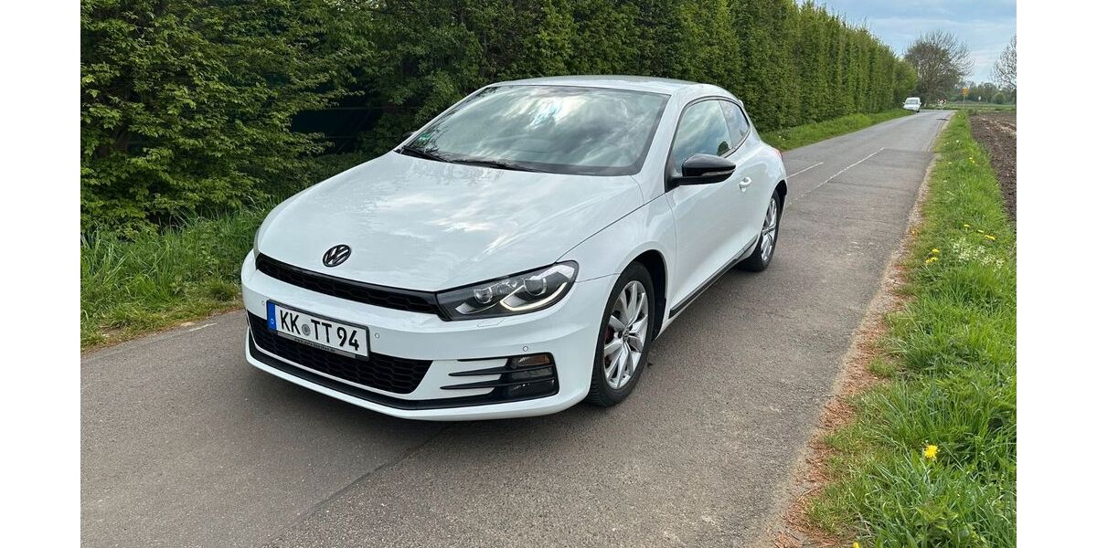 VW Scirocco 124.000 km 17.490 &euro; Viersen 41749