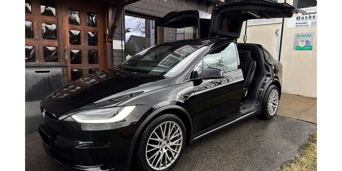 Tesla Model X 69.930 km 64.555 &euro; Solingen 42655