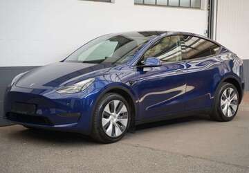 Tesla Model Y 119.698 km 27.250 &euro; Mönchengladbach 41236