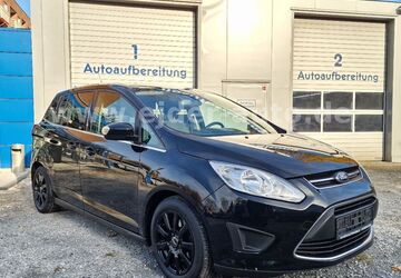 Ford Grand C-Max 120.918 km 8.750 &euro; Düsseldorf 40589