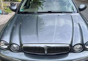Jaguar X-Type 179.000 km 5.600 &euro; Wuppertal Beyenburg 42399