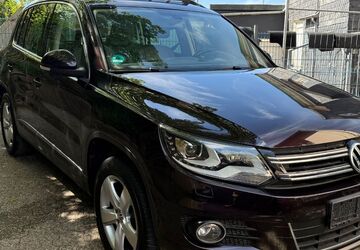 VW Tiguan 99.000 km 11.500 &euro; Remscheid 42855