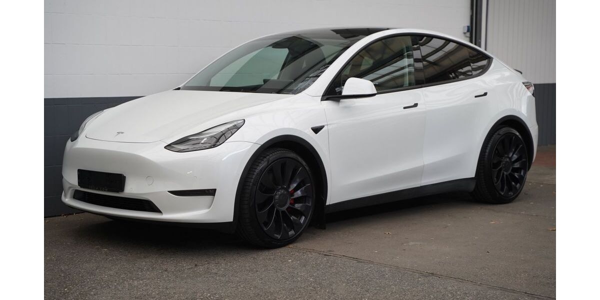 Tesla Model Y 29.094 km 42.150 &euro; Mönchengladbach 41236