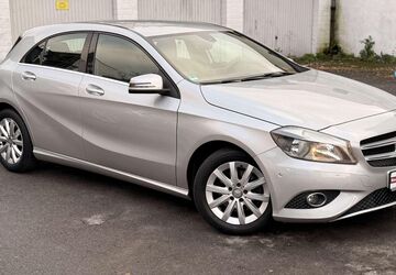 Mercedes-Benz A 180 99.980 km 9.890 &euro; Oberhausen 46045