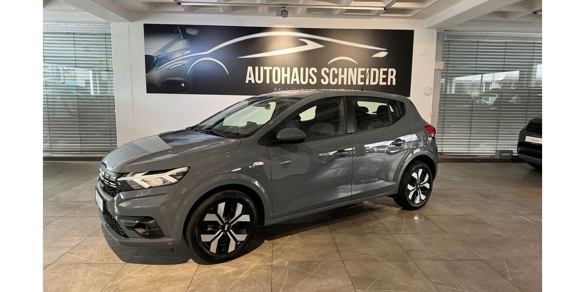 Dacia Sandero 9.235 km 18.990 &euro; Ratingen 40880