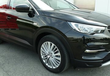 Opel Grandland X Innovation Klimaautomatik Navi Alu18´´ 110.000 km 14.900 &euro; Ratingen 40885