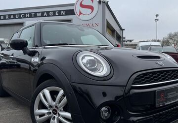 Mini Cooper S 142.100 km 16.591 &euro; Mönchengladbach 41063