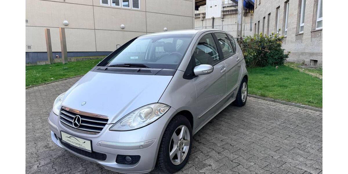 Mercedes-Benz A 180 253.701 km 2.450 &euro; Mönchengladbach 41236