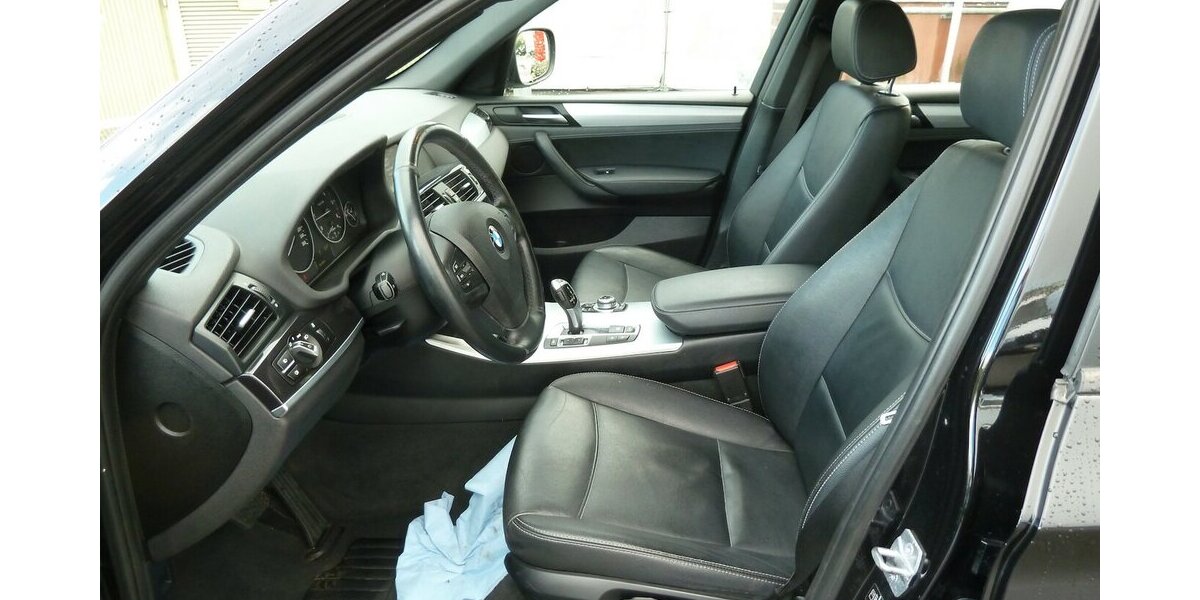 BMW X3 2.0 D x drive Autom. Pano Leder Lachschäden 313.000 km 7.900 &euro; Ratingen 40885