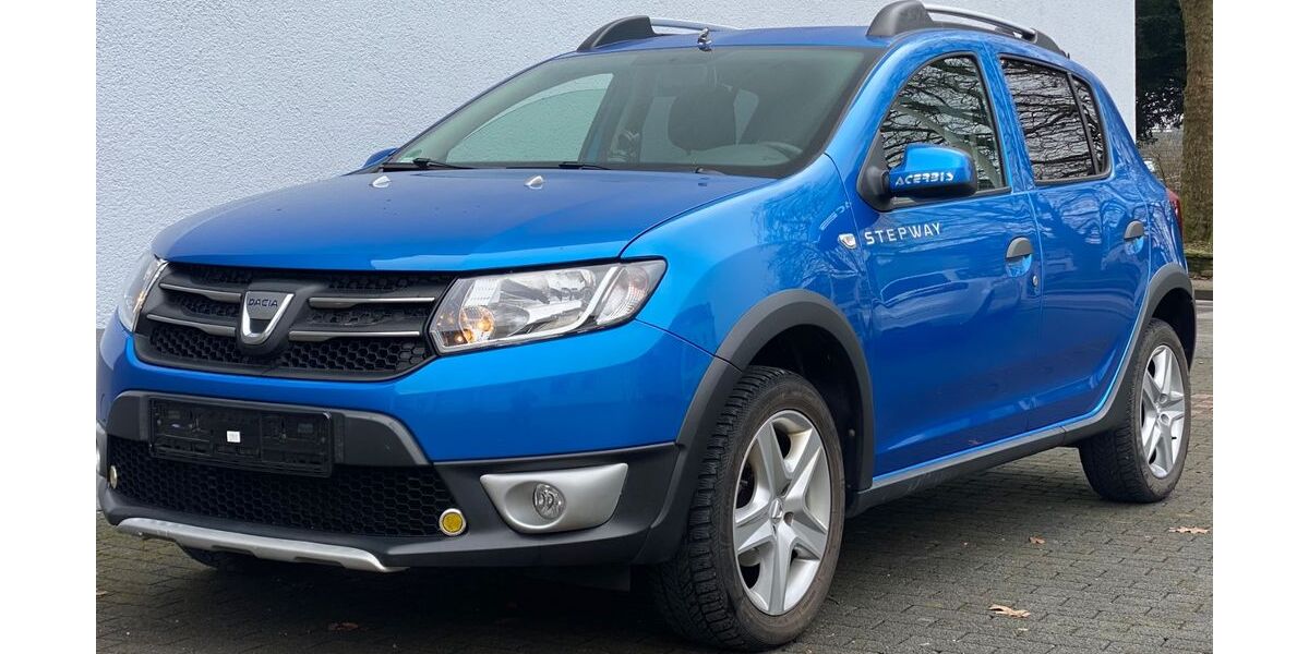 Dacia Sandero 65.000 km 5.980 &euro; Solingen 42655