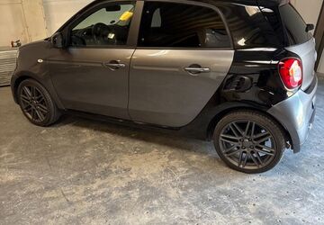 Smart ForFour 75.000 km 13.900 &euro; Oberhausen 46145