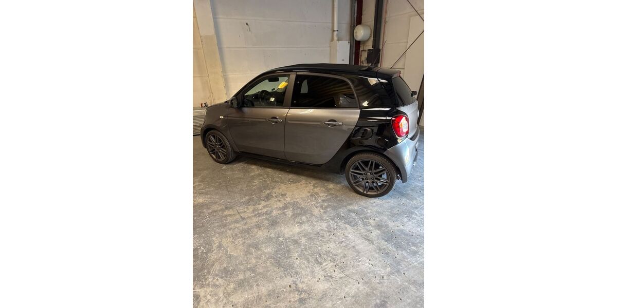 Smart ForFour 75.000 km 13.900 &euro; Oberhausen 46145