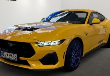 Ford Mustang 4.734 km 47.990 &euro; Neuss 41464