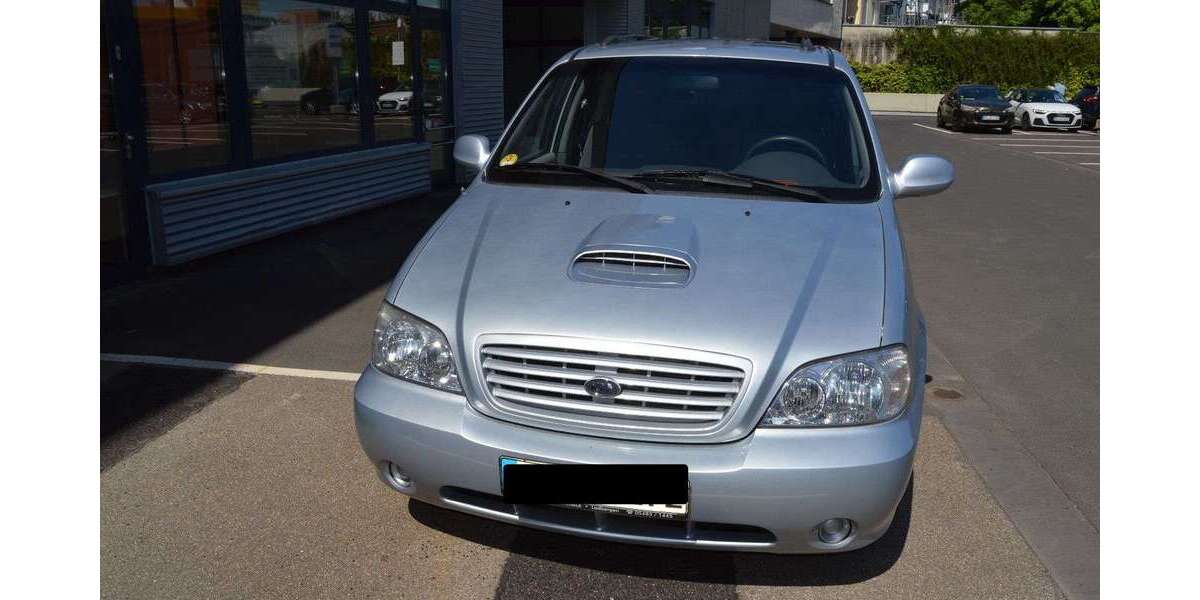 Kia Carnival 97.385 km 7.895 &euro; Mönchengladbach 41236