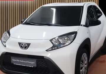 Toyota Aygo (X) 36.450 km 12.750 &euro; Leverkusen 51381