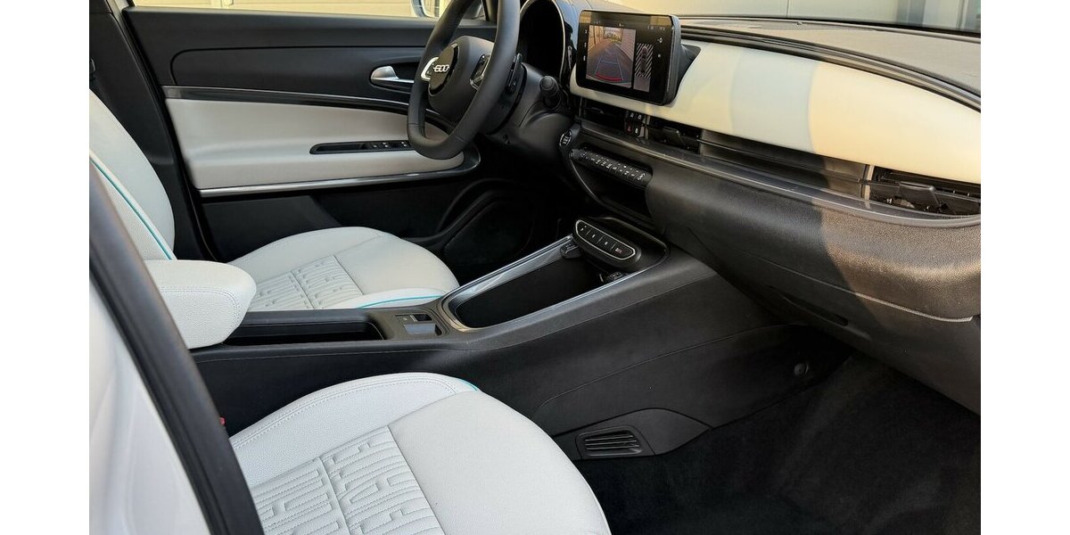 Fiat 600 Hybrid La Prima / KeylessGO / Kamera 26.000 km 18.900 &euro; Mönchengladbach 41066