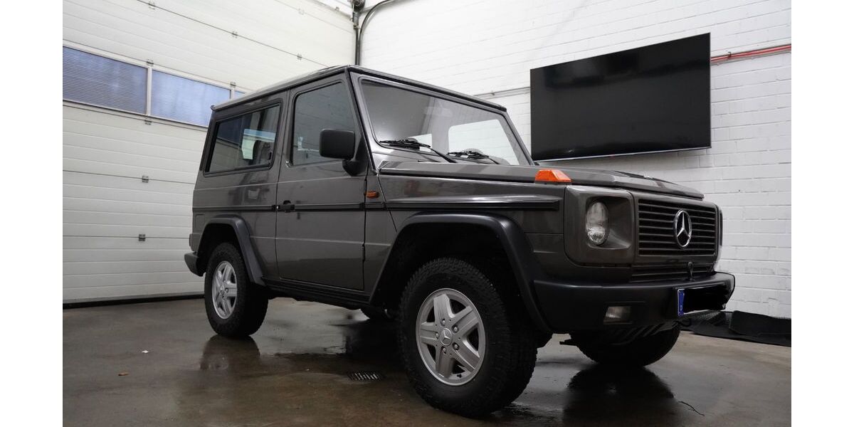 Mercedes-Benz G 230 162.277 km 41.900 &euro; Wuppertal 42105