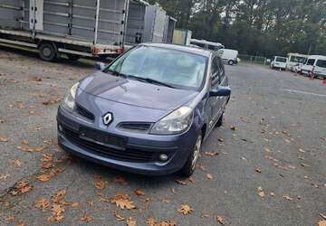 Renault Clio 174.000 km 1.850 &euro; viersen 41751
