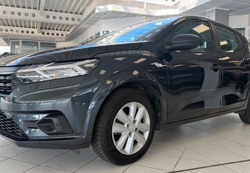 Dacia Sandero 32.450 km 12.990 &euro; Neukirchen-Vluyn 47506