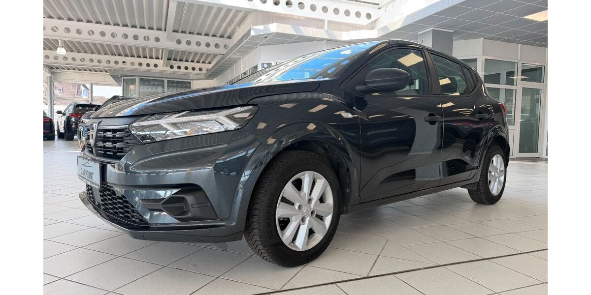 Dacia Sandero 32.450 km 12.990 &euro; Neukirchen-Vluyn 47506