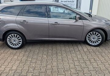 Ford Focus 143.664 km 5.900 &euro; Düsseldorf 40472
