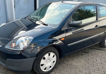 Ford Fiesta 74.050 km 2.150 &euro; Oberhausen 46047