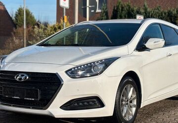 Hyundai i40 97.000 km 9.999 &euro; neukirchen-vluyn 47506
