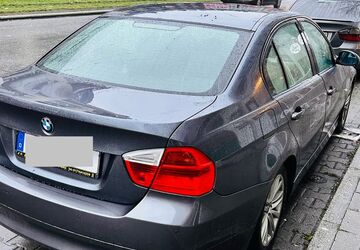 BMW 320 168.000 km 6.500 &euro; Düsseldorf 40476