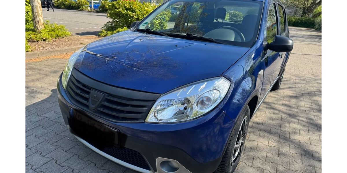 Dacia Sandero 93.147 km 2.399 &euro; Krefeld 47809