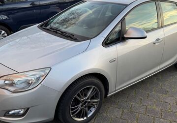 Opel Astra 128.000 km 6.999 &euro; Neuss 41462