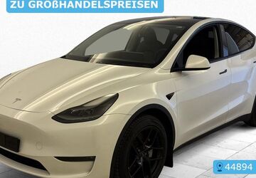 Tesla Model Y 53.908 km 32.095 &euro; Krefeld 47829